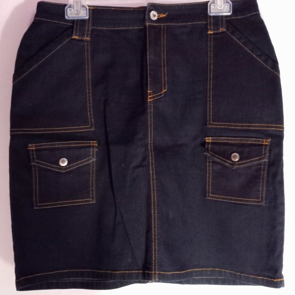 QUICK Q  DENIM BLUE JEANS SPANDEX SKIRT 4 POCKETS women's size 11 - Picture 1 of 2